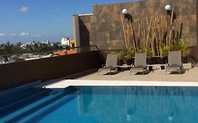 Veracruz Suites Hotel